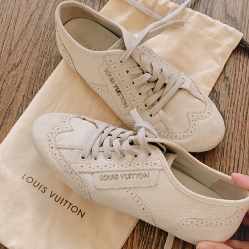AUTHENTIC Louis Vuitton sneakers